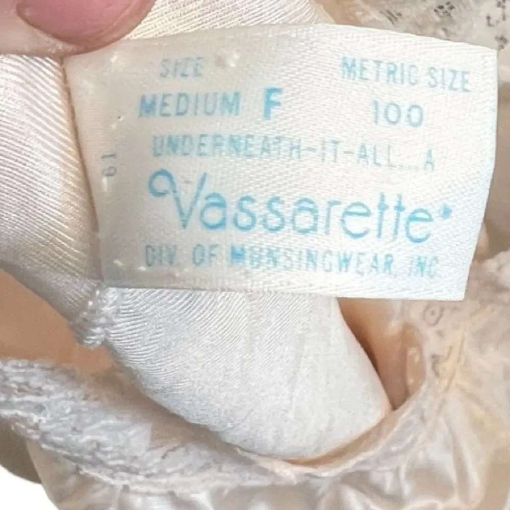 Vintage Vassarette‎ Slip